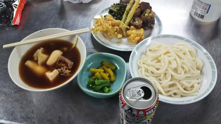 賄い食