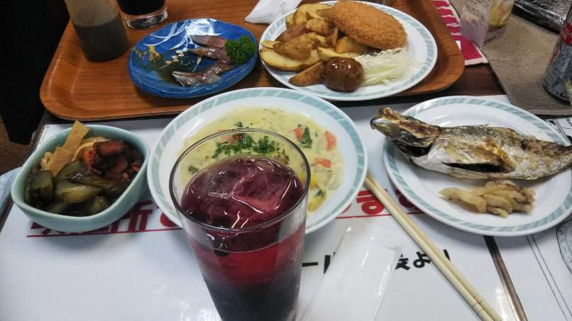 賄い食