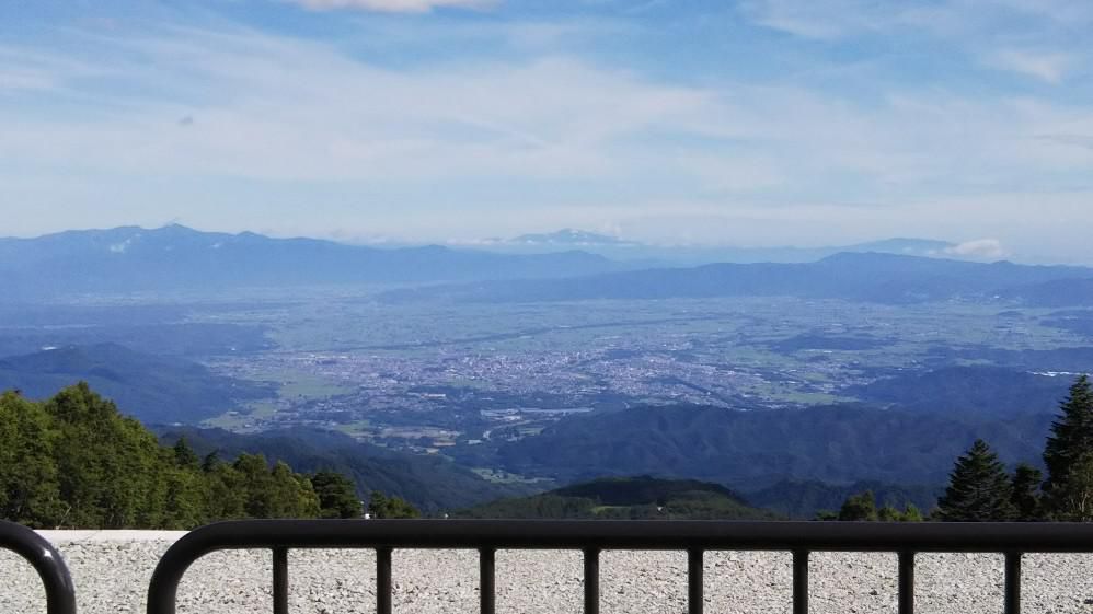 天元台から月山、鳥海山