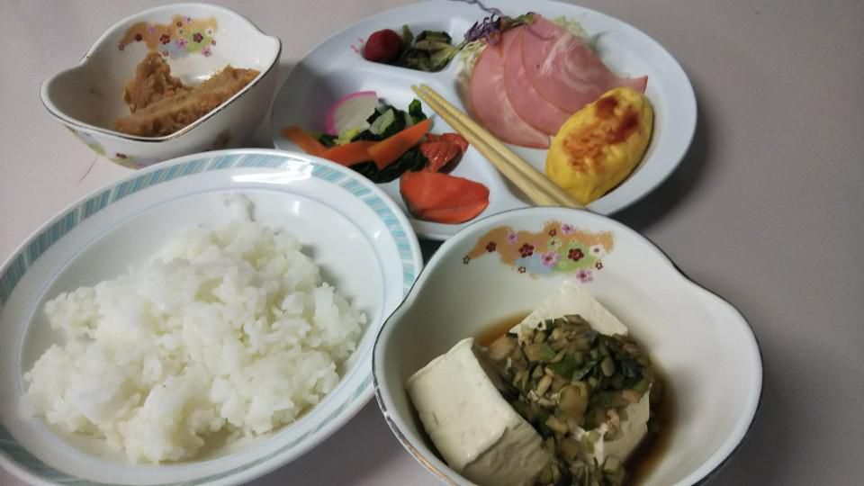 賄い食