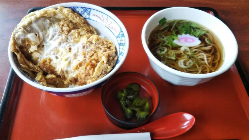 和風レストラン‥まるまつ