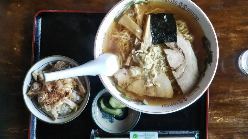 鉄火麺