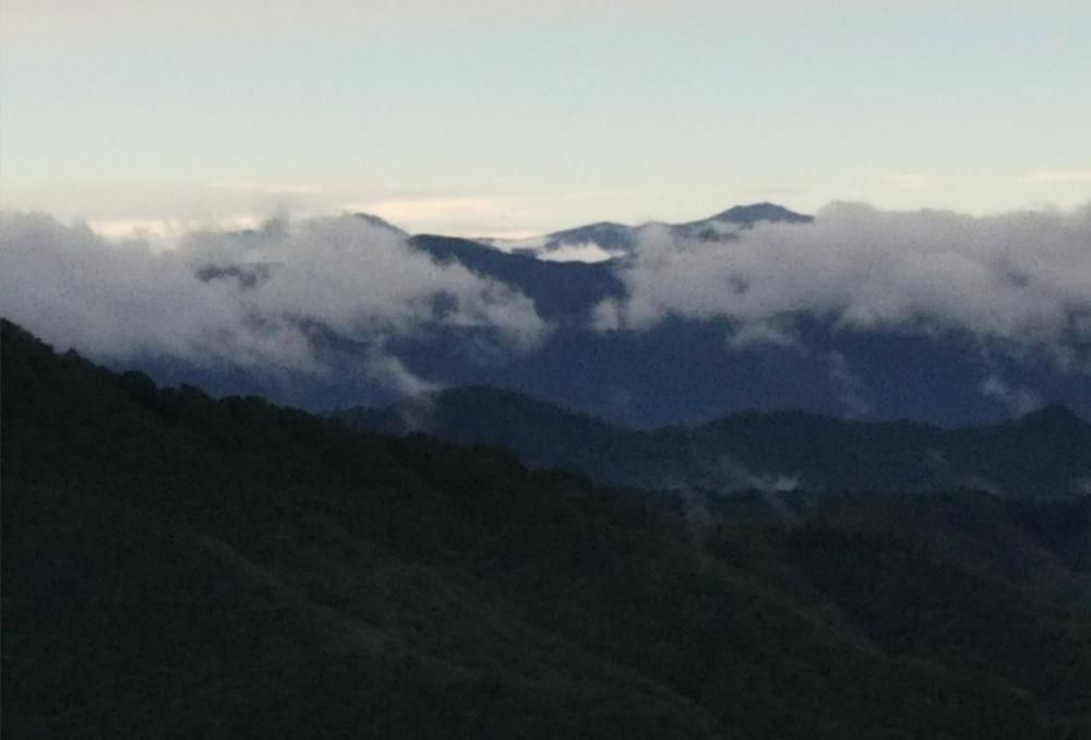 飯豊山