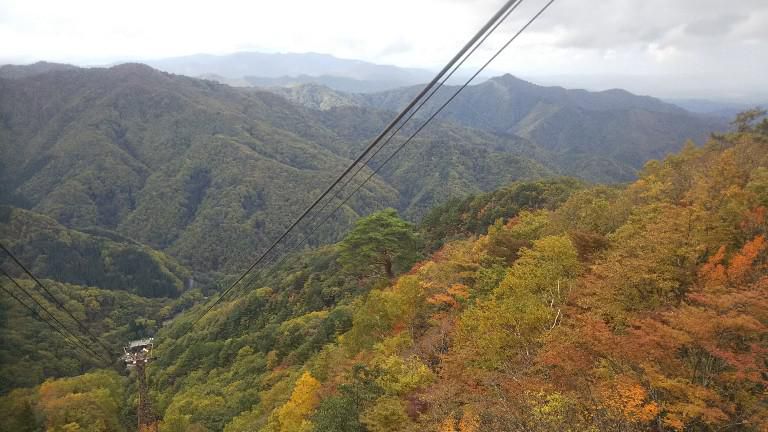 １３５０m高原の紅葉