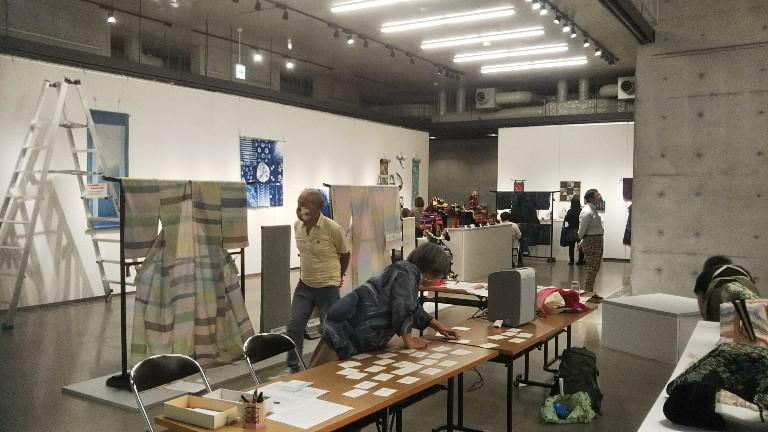 第26回　総合工芸展（5月21日～26日ナセBA１F）搬入