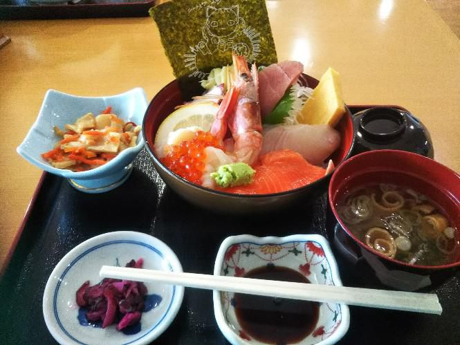 道の駅・みなとオアシス”みやこ”海鮮丼