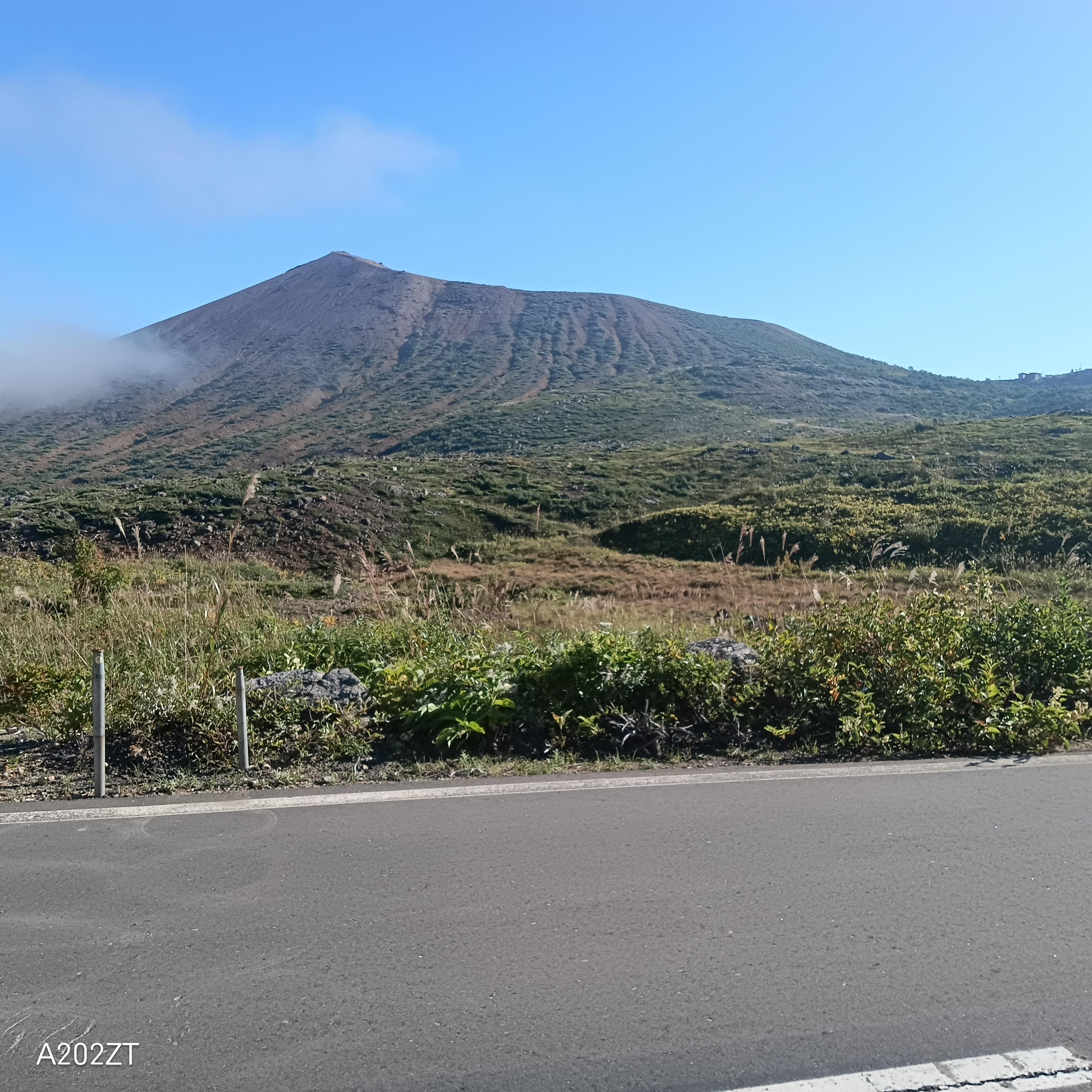 一切経山、吾妻小富士