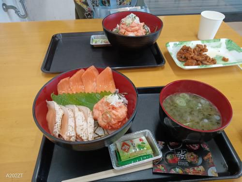 岩船港鮮魚センター・ファーストフードコーナー 