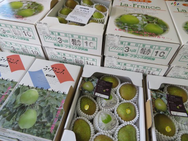 ラ・フランス、販売開始です！！