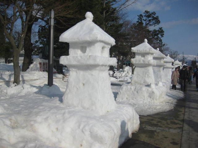雪灯籠