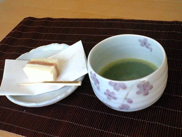 日進堂のお菓子。