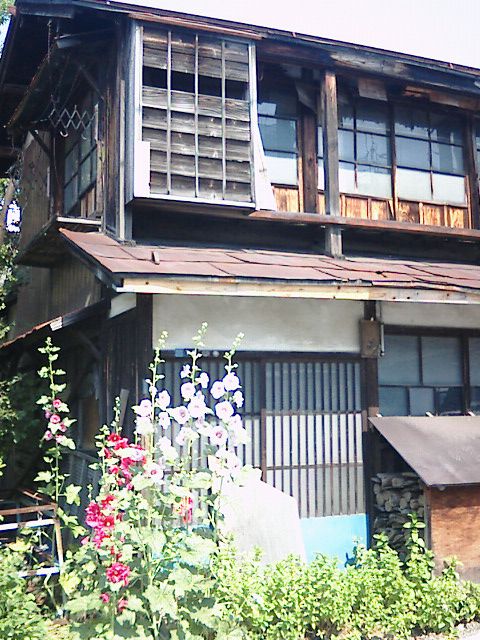 あまり面白くない漫才。