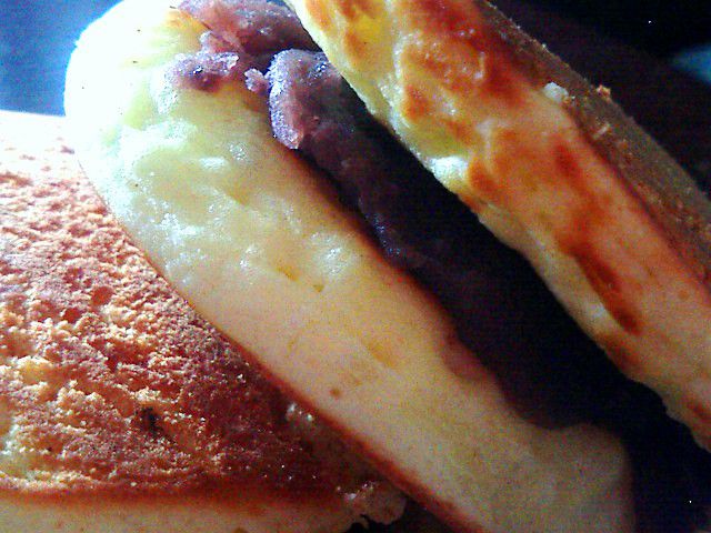 どら焼きを作る。