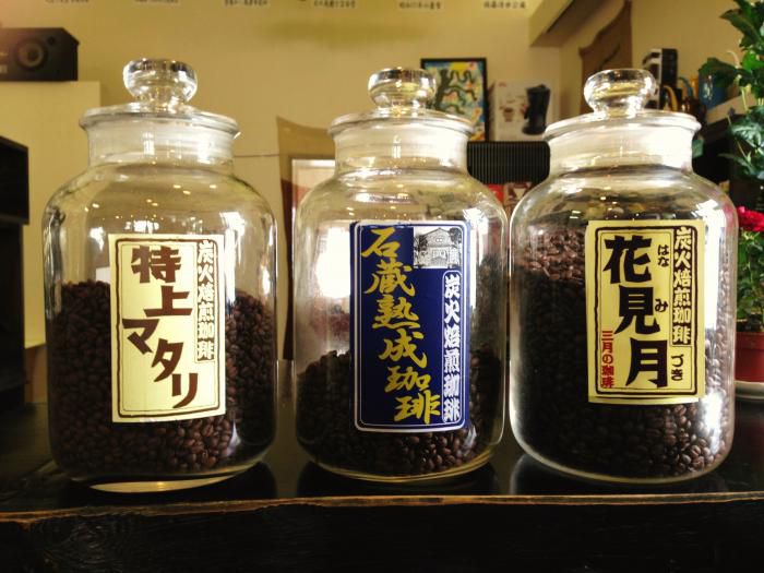 1日は恒例「豆の市」です。