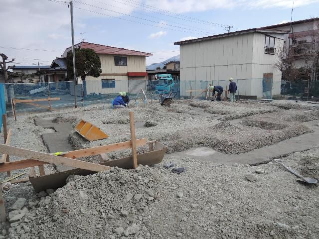 東根市 ＡＨ様邸新築工事 03 墨出し作業 　『ﾃｸﾉｽﾄﾗｸﾁｬｰで建てる長期優良住宅』