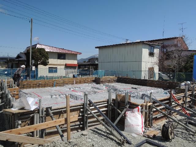 東根市 ＡＨ様邸新築工事 04 鉄筋やさん乗り込み 『ﾃｸﾉｽﾄﾗｸﾁｬｰで建てる長期優良住宅』　
