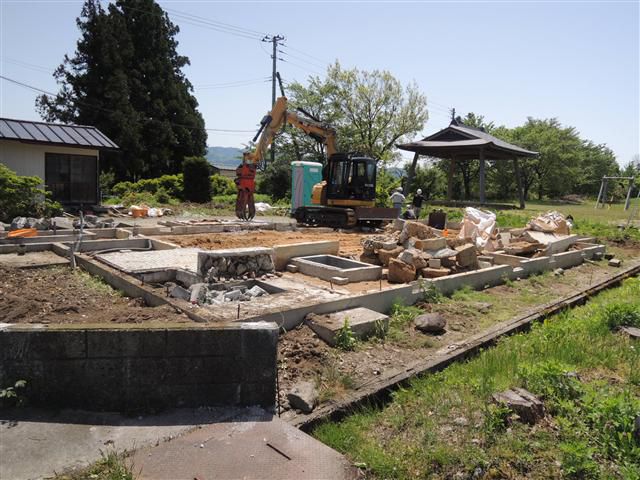 白鷹町 ＡＫ様邸新築工事 02 解体工事順調！  『ﾃｸﾉｽﾄﾗｸﾁｬｰで建てる長期優良住宅』