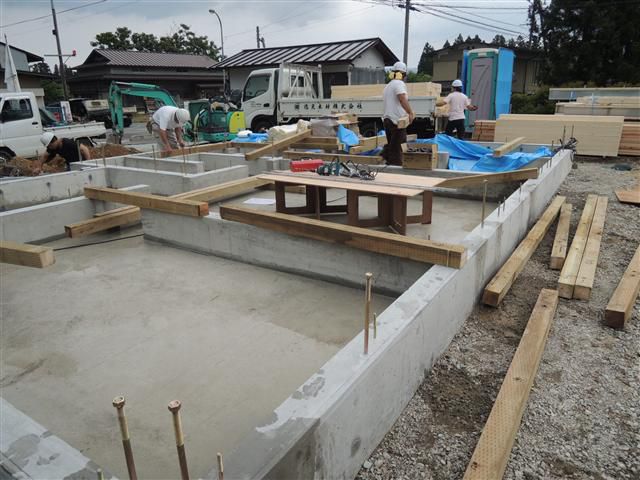 白鷹町 ＡＫ様邸新築工事 09 土台敷き 『ﾃｸﾉｽﾄﾗｸﾁｬｰで建てる長期優良住宅』