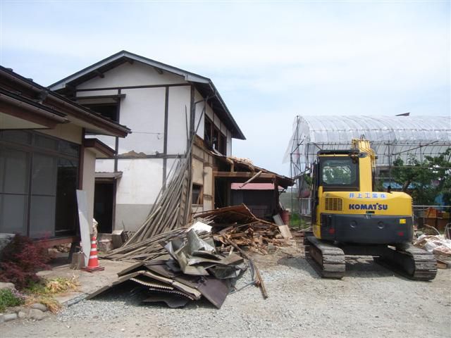東根市 KA様邸新築工事 01 解体ｽﾀｰﾄ  『ﾃｸﾉｽﾄﾗｸﾁｬｰで建てる長期優良住宅』