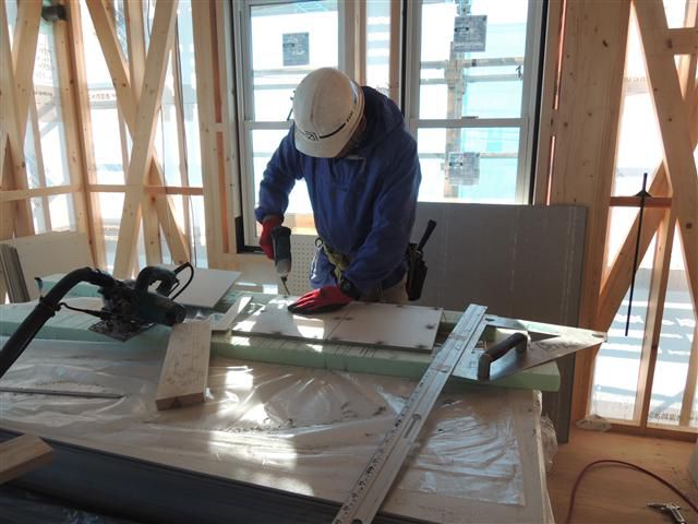 山形市 ＫＯ様邸新築工事 13 軒天貼り
