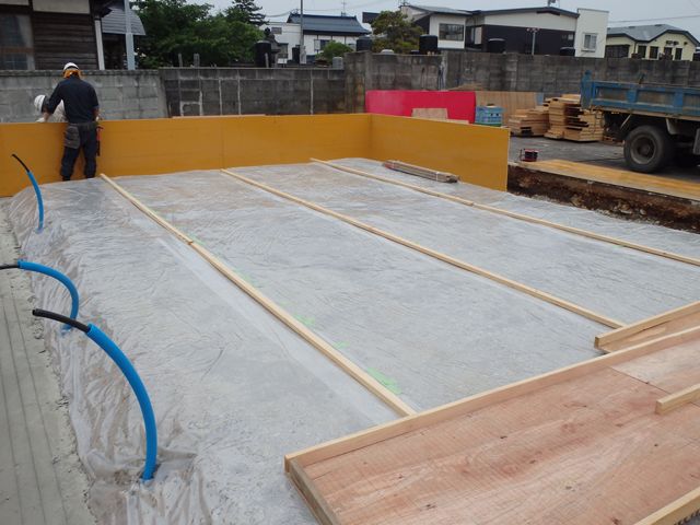 河北町 K様店舗新築工事　03　基礎工事