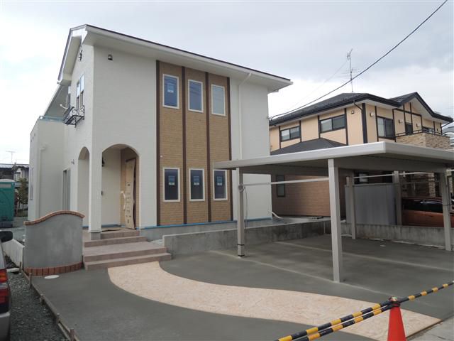 山形市 ＮＡ様邸新築工事 28 ｺﾝ舗装完了 『ﾃｸﾉｽﾄﾗｸﾁｬｰで建てる長期優良住宅』