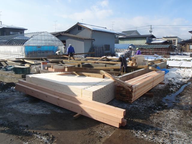 山形市 ＴＫ様邸新築工事 02 建て方 『ﾃｸﾉｽﾄﾗｸﾁｬｰで建てる長期優良住宅』