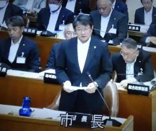 図書館“論議”、原点に立ち返れ…当選議員の半数以上が「駅前立地」への審議に不関与~小原市長は改めて、丁寧な説明責任を~いまこそ、「二元代表制」の真価を!!??