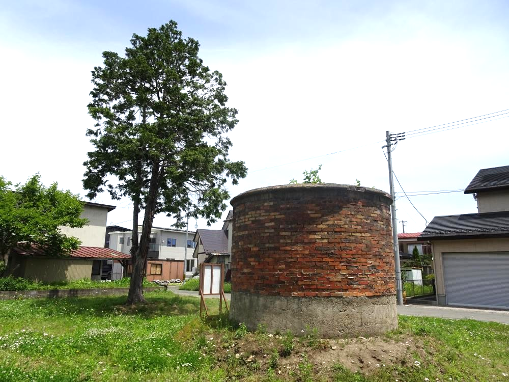 戦時遺構「防空監視哨聴音壕」が泣いている…生成AIさんも怒っている（上）！！！？？？