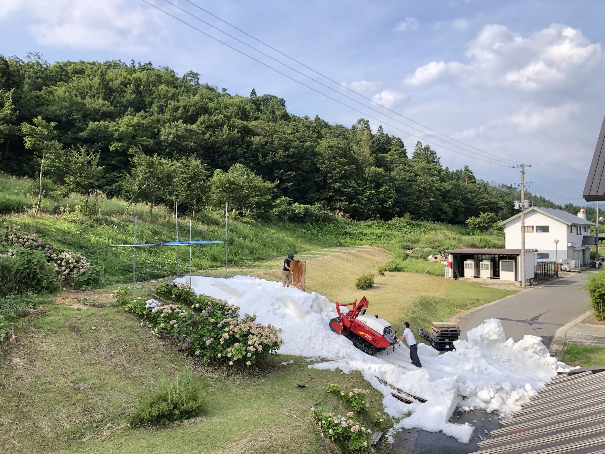 天然雪の滑り台！