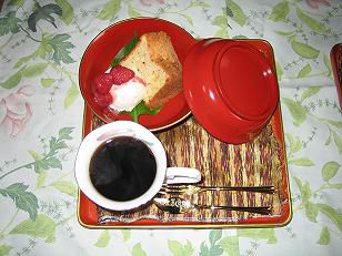 ケーキセットみてください（・・）