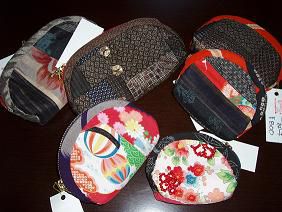 ★。★和柄ポーチ入荷・・・美蔵