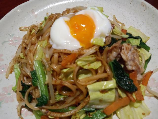 ★。★米粉麺使用「焼めん」は土・日限定です！！・・・美蔵