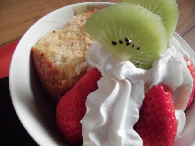 ★。★本日の「季節のくだものパフェ」は・・・美蔵