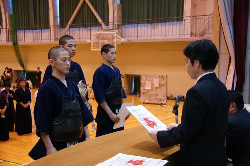 置賜地区高校高体剣道競技の結果（男子）