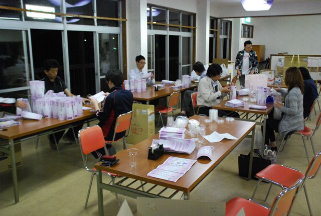 みんなで制作作業進行中です！