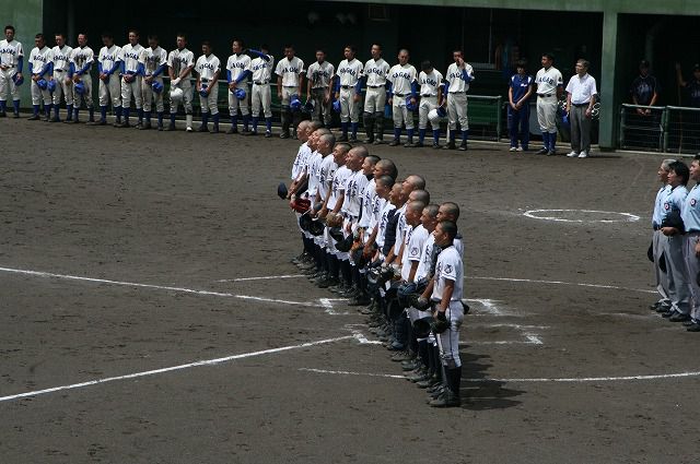 ２度目の校歌 球場に響く
