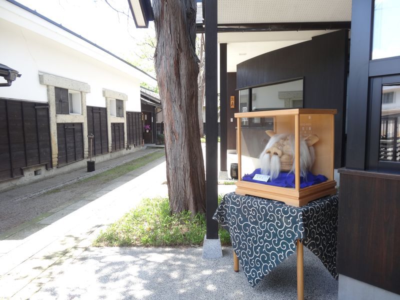 5/17・18・19 黒獅子頭展・黒板塀パネル展（in やませ蔵）
