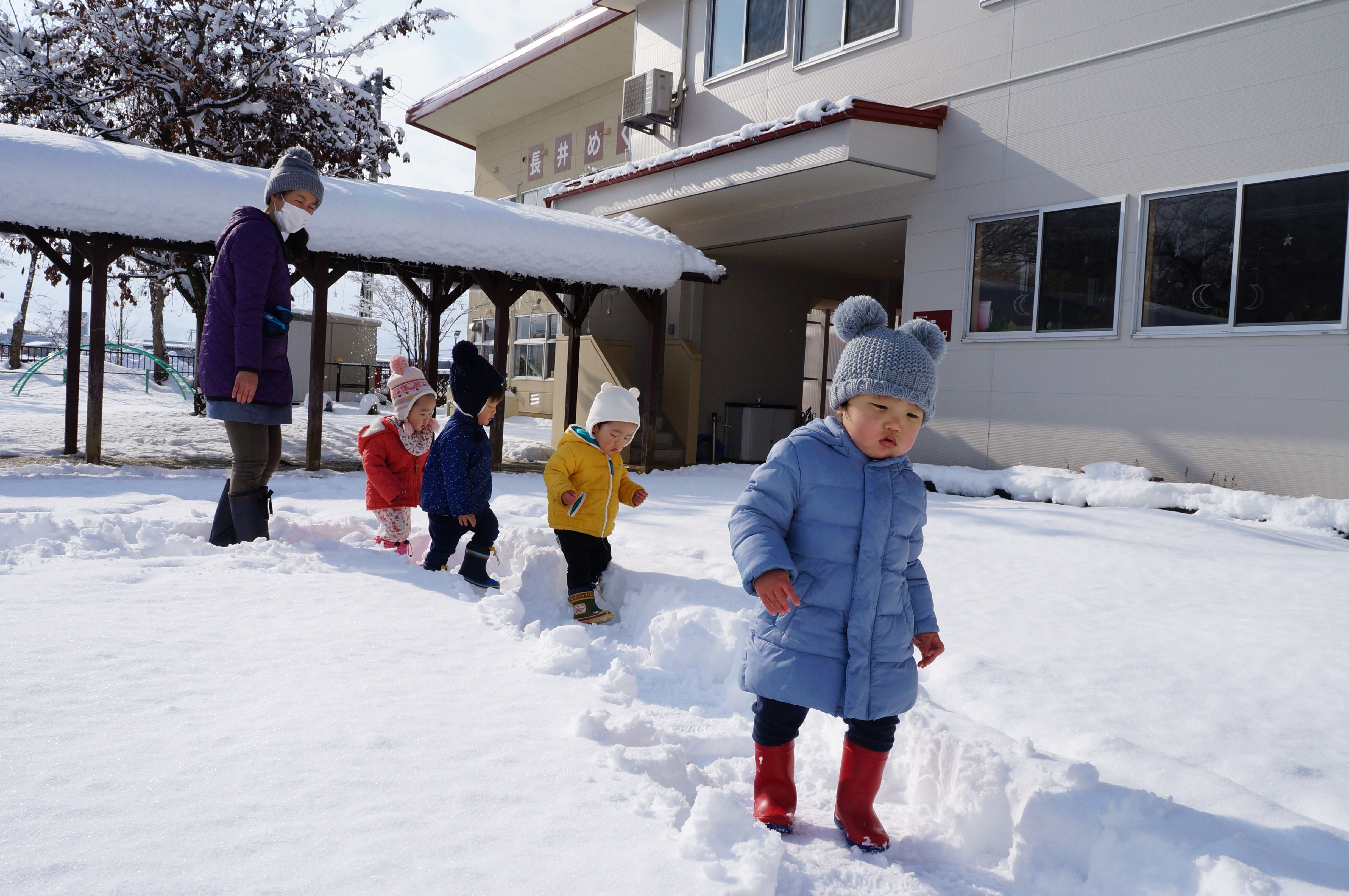 はじめての雪遊び♪