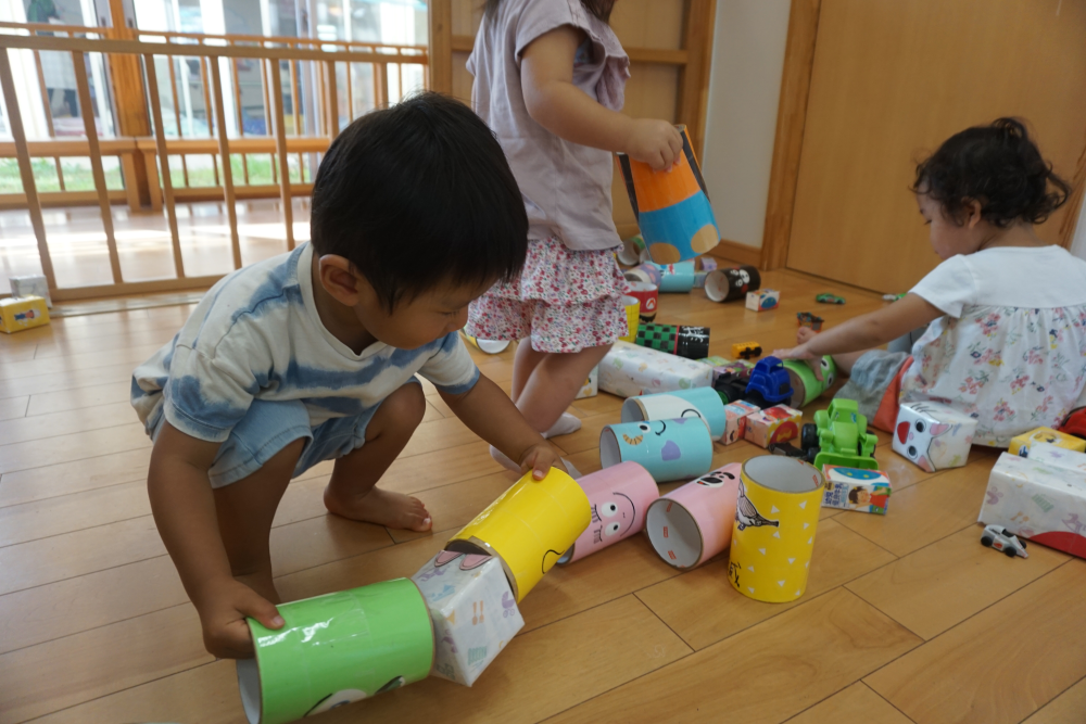 手作り積み木も大好き（ぺんぎん組）