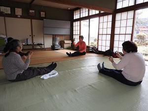 リラックスヨガ体操♪　（避難者交流会）