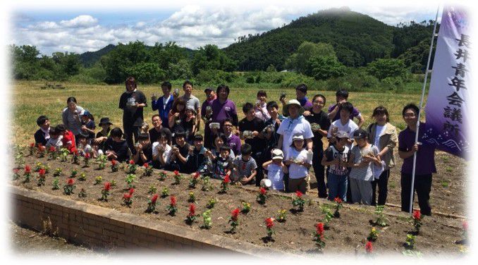 【川のまち長井を楽しみながら、 一緒に花を植えませんか！】
