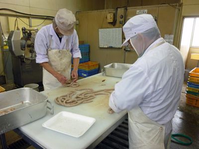【大田区×長井市のコラボ商品が草岡ハムに誕生です】