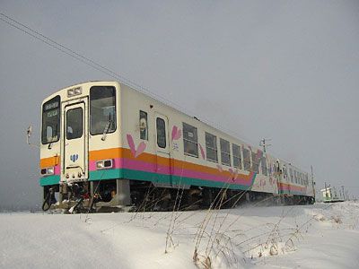 【フラワー長井線が運行を再開しています♪】