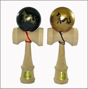 【2012ヴァージョン“辰年”干支けん玉の登場です！】