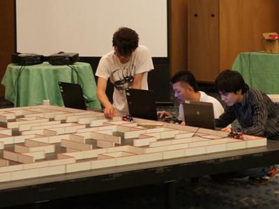 【明日、マイクロマウスキット大会開催！】