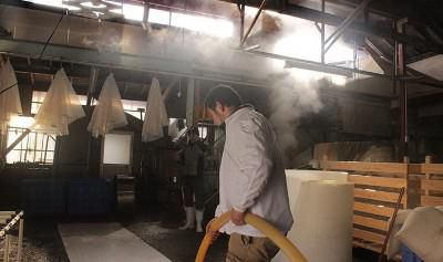 【レトロンで行く酒蔵巡りと新酒披露宴】