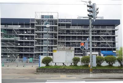 【「長井市民文化会館」改修工事進んでいます】