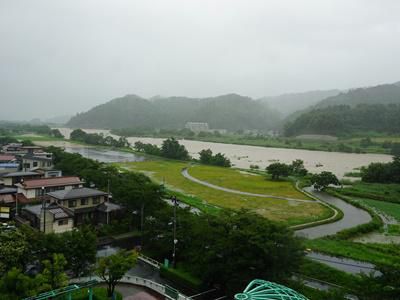 【大雨の長井市】