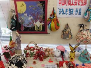 ふろしき包み作品展示♪